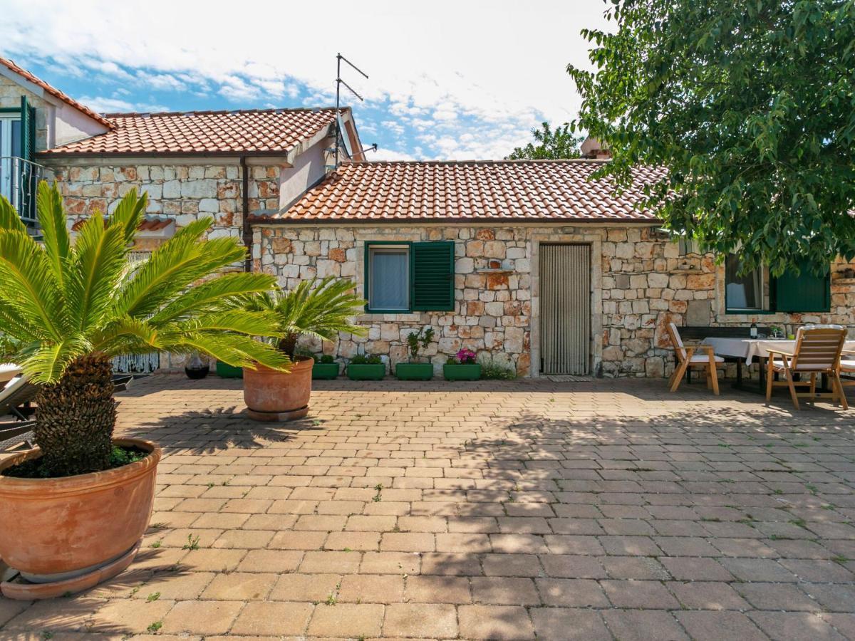 Chic Holiday Home In Marina With Private Swimming Pool Exterior foto
